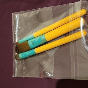 ECOTOOLS Travel Brush Set